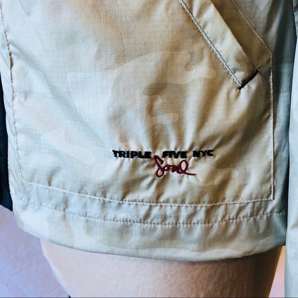Triple Five soul nylon jacket. - Picture 4 of 9